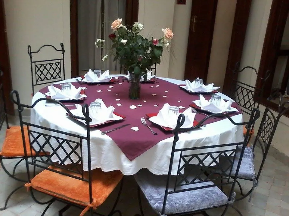 Riad White Flowers Marrakesh
