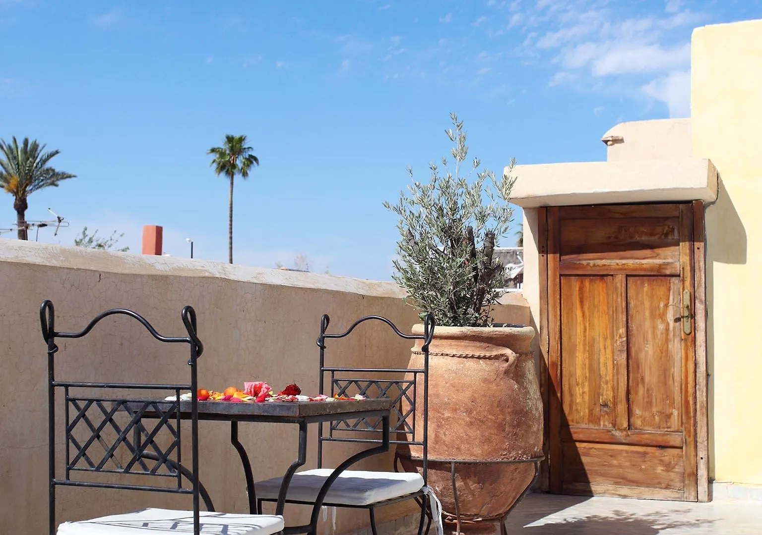 Riad White Flowers Guest house