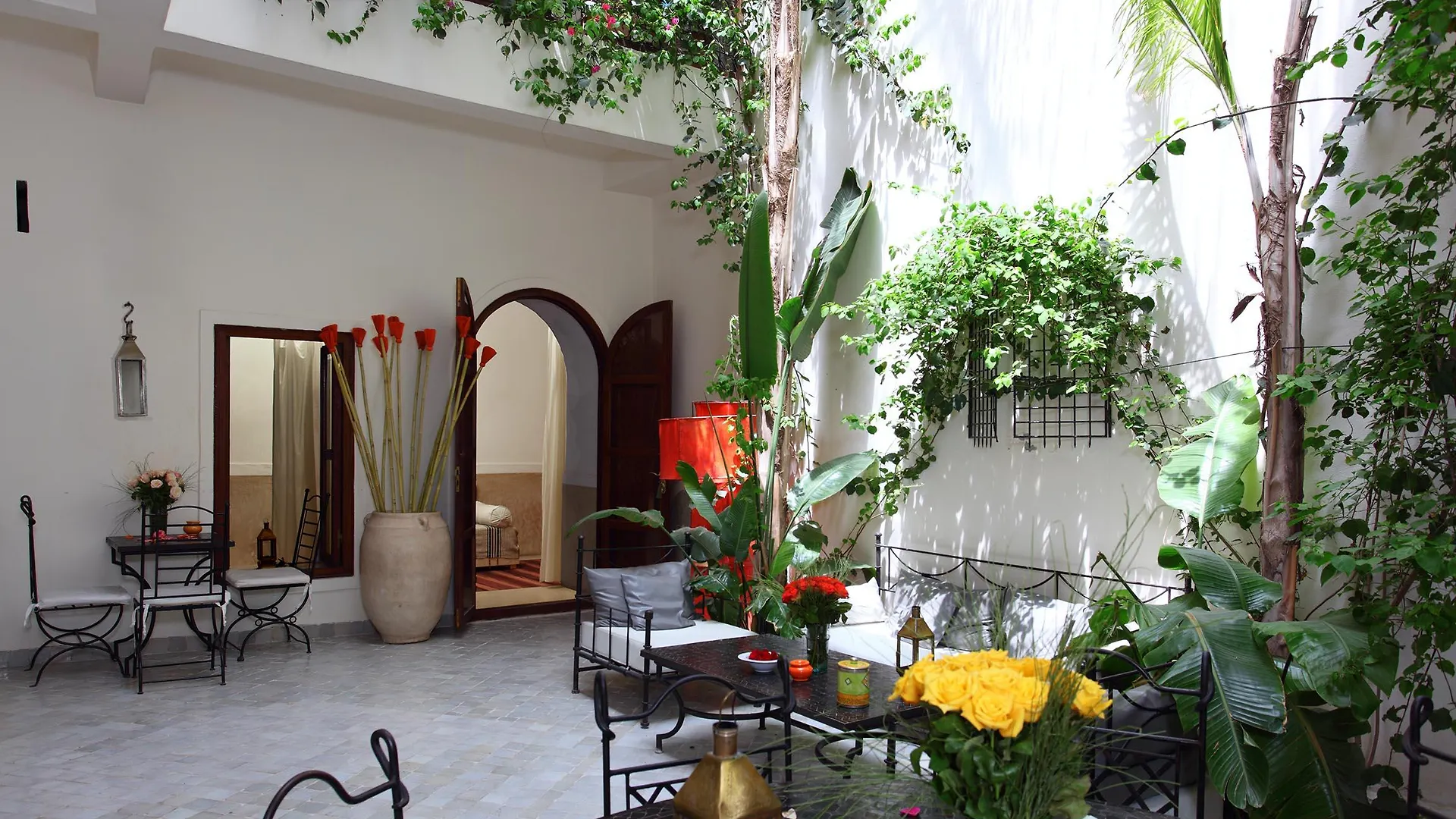 Riad White Flowers 3*, Marrakesh